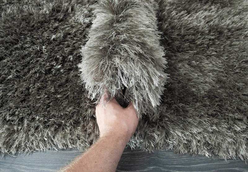 Пушистый ковер шегги